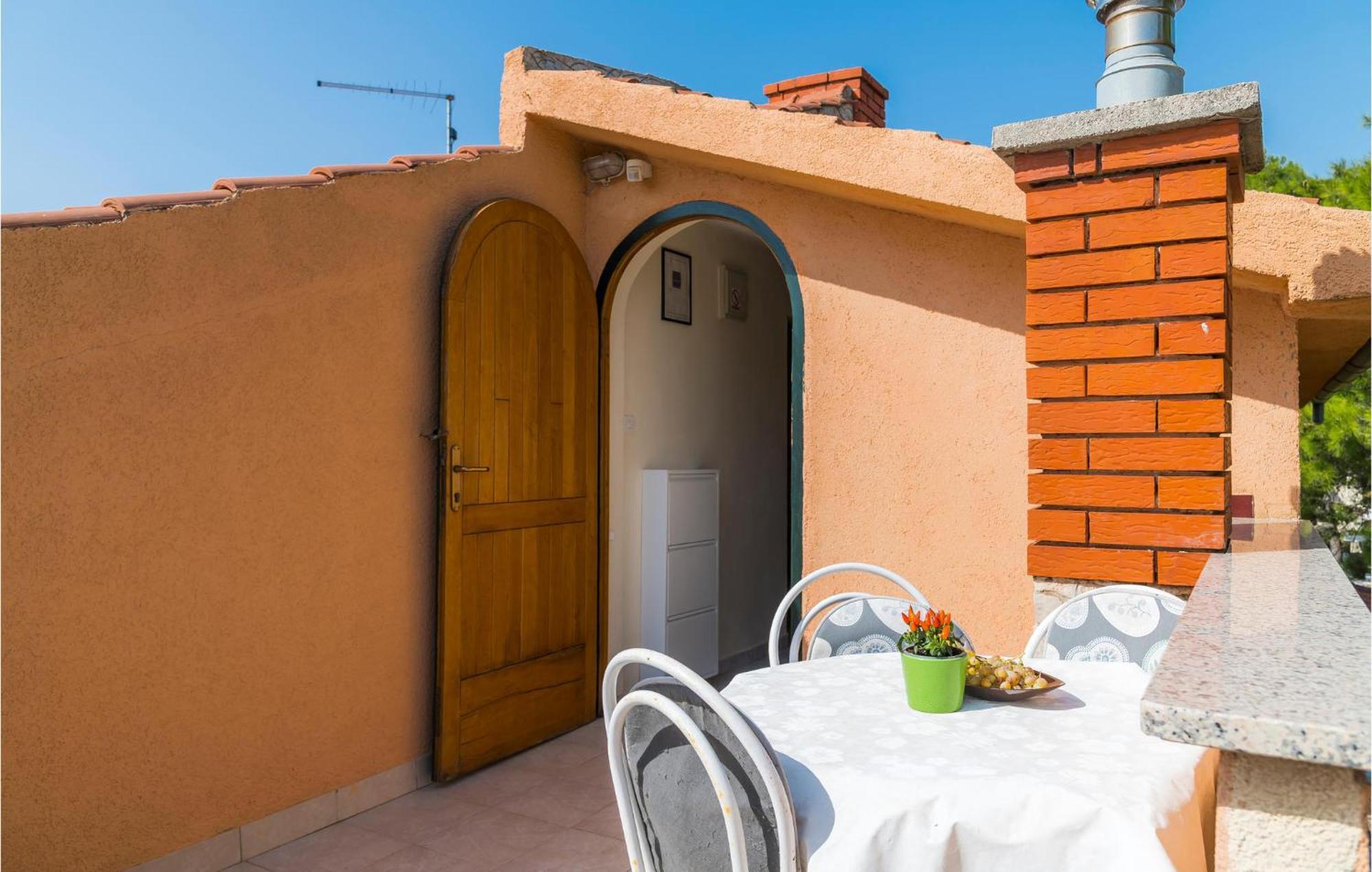 Awesome Apartment In Jadrija With Wifi Dış mekan fotoğraf